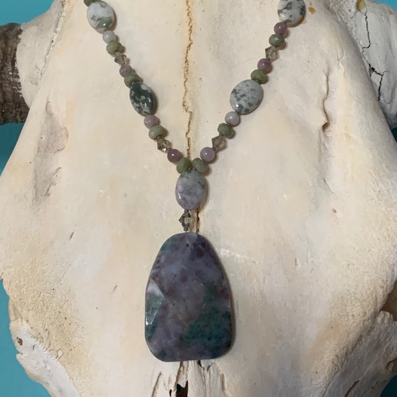 Handmade Semi Precious Necklace - Picture 2 of 3